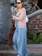 Olivia Wilde braless cleavage