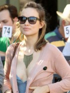 Olivia Wilde braless cleavage