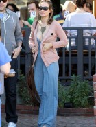 Olivia Wilde braless cleavage