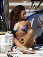 Rihanna bikini booty