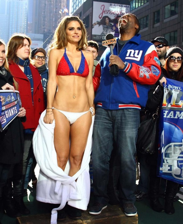 Maria Menounos bikini extra Maria Menounos bikini extra