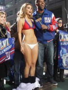 Maria Menounos bikini extra Maria Menounos bikini extra