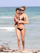 Doutzen Kroes bikini