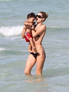Doutzen Kroes bikini