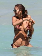 Irina Shayk thong bikini