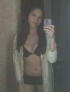 Olivia Munn naked