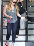 Hilary Duff busty milf