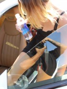 Miley Cyrus pussy upskirt