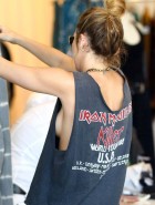 Miley Cyrus sideboob