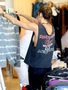 Miley Cyrus sideboob