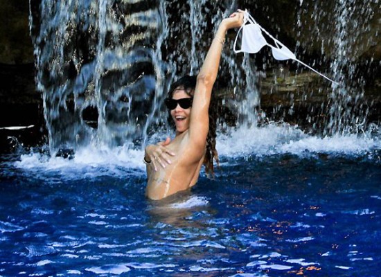 Rihanna facebook bikini