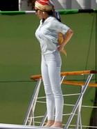 Lindsay Lohan boob profile