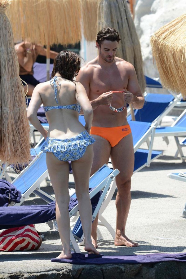 Kelly Brook bikini italy