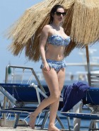 Kelly Brook bikini italy