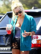 Amanda Bynes boobs