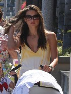 Alessandra Ambrosio nip slip