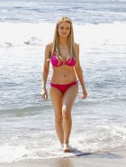 Holly Madison pregnant