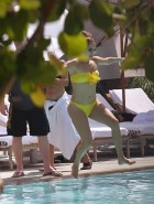 Jennifer Lopez bikini