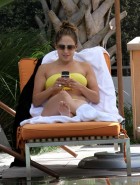 Jennifer Lopez bikini