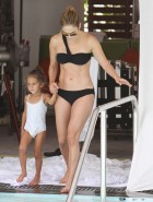 Jennifer Lopez bikini booty