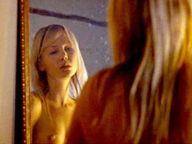 AdelaideClemens-nude1.jpg (280×210)