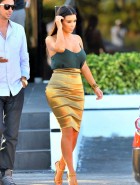 Kim Kardashian car shopping