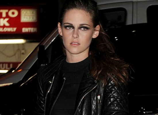 Kristen Stewart smokey eyes