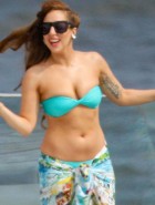 Lady Gaga bikini booty