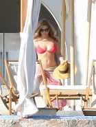 Jennifer Aniston bikini
