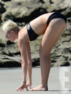 Miley Cyrus bikini