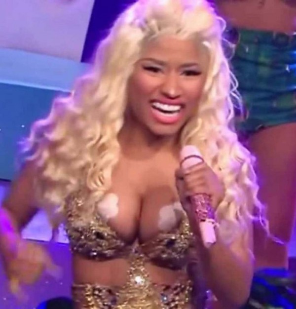 Nicki Minaj nipple pasties
