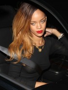 Rihanna voir à travers