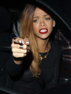 Rihanna voir à travers