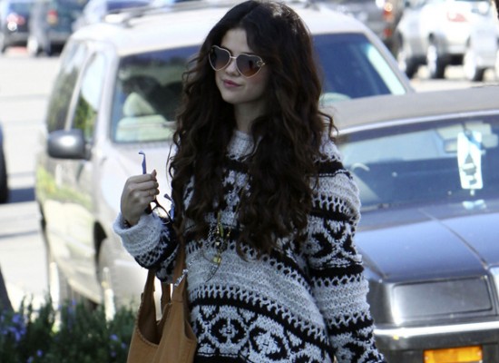 Selena Gomez hot