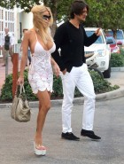 Shauna Sand cleavage