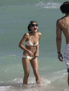 Cassie bikini