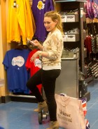 Hilary Duff hot