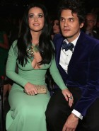 Katy Perry cleavage