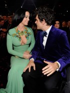Katy Perry cleavage