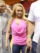 Hayden Panettiere miami heat game
