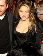Shakira boobs