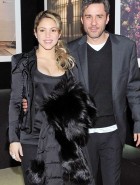 Shakira boobs