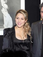 Shakira boobs