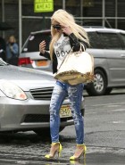 Amanda Bynes hooker