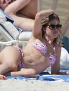 Doutzen Kroes bikini booty
