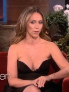 Jennifer Love Hewitt cleavage ellen