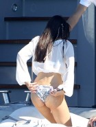 Kendall Jenner bikini