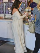 Kim Kardashian pregnant boobs