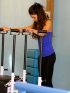 Vanessa Hudgens pilates class
