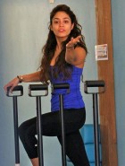 Vanessa Hudgens pilates class
